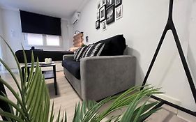 Miniestudio close centre
